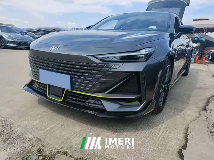Changan UNI-V 1.5T sports version - автомобиль из Китая