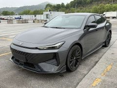 Changan UNI-V 2023 1.5T sports version - фото 1