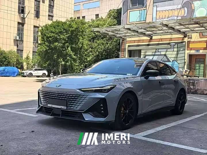Changan UNI-V 1.5T premium