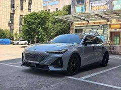Changan UNI-V 1.5T premium - фото 1