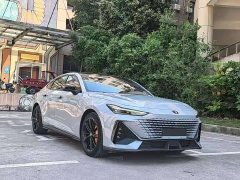 Changan UNI-V 1.5T premium - фото 3