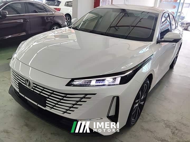 Changan Eado Blue Whale 1.5T 500Bar flagship - автомобиль из Китая