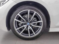 BMW 3 Series facelift 320Li M Sports Package - фото 17
