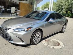 Lexus ES 2022 300h Excellence Edition - фото 1