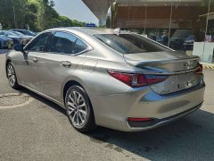 Lexus ES 2022 300h Excellence Edition - фото 11
