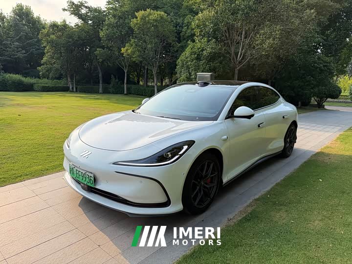 IM Motors Zhiji L6 Max Standard Edition