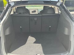 Tesla Model Y rear-wheel drive version - фото 10