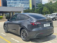 Tesla Model Y rear-wheel drive version - фото 9