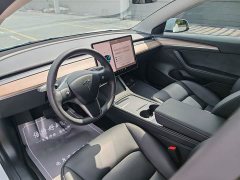 Tesla Model 3 rear-wheel drive version - фото 20