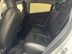 Tesla Model 3 rear-wheel drive version - фото 8