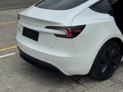 Tesla Model 3 rear-wheel drive version - фото 8