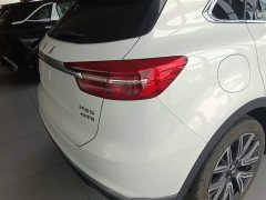 Hongqi HS5 2022 Facelift 2.0T Zhilian Qixiang Four-Wheel Drive Edition - фото 8