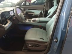 Hongqi Tiangong 08 730 Max rear-wheel drive version - фото 15