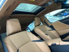 Lexus ES 200 Excellence Edition - фото 20