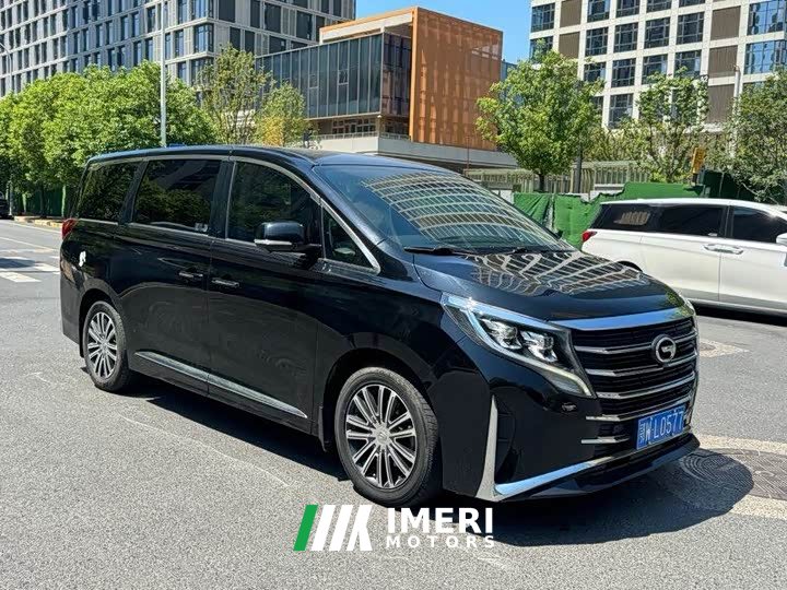 Trumpchi M8 Lingxiu Series 390T Premium Edition - автомобиль из Китая