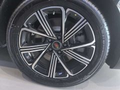 Hongqi H5 PHEV 130 Hybrid Edition - фото 15