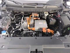 Hongqi E-QM5 2023 facelift basic travel version - фото 10