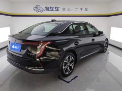 Hongqi E-QM5 2023 facelift basic travel version - фото 3