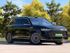 AITO Wenjie M9 2024 extended range Ultra version 52kWh 6-seater version - фото 2