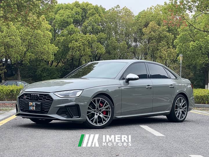 Audi S4 3.0TFSI - автомобиль из Китая