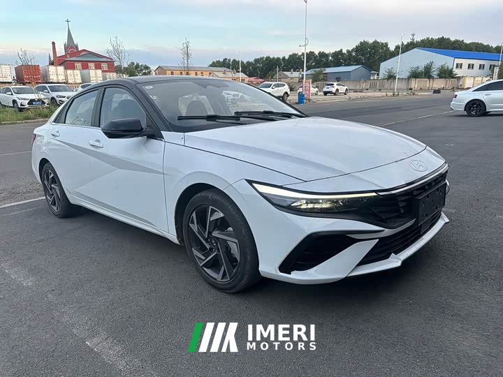 Hyundai Elantra 1.5L CVT TOP flagship version - автомобиль из Китая