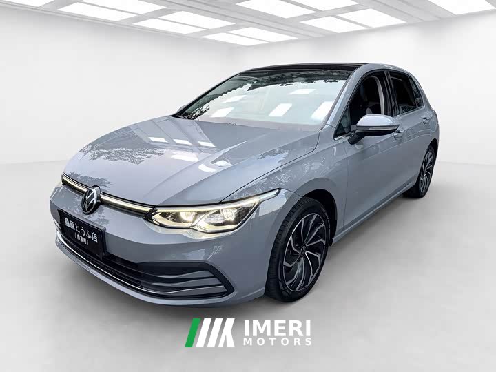 Volkswagen Golf 2023 facelift 280TSI DSG Pro - автомобиль из Китая