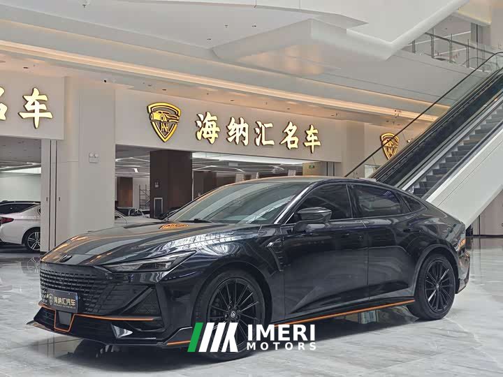 Changan UNI-V 2022 1.5T sports version - автомобиль из Китая