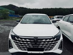 Changan UNI-Z 1.5T Smooth Edition - фото 1