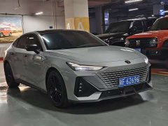 Changan UNI-V 1.5T premium - фото 2