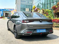 Changan Yida 2023 Blue Whale NE 1.5T GDI DCT Premium Type - фото 8