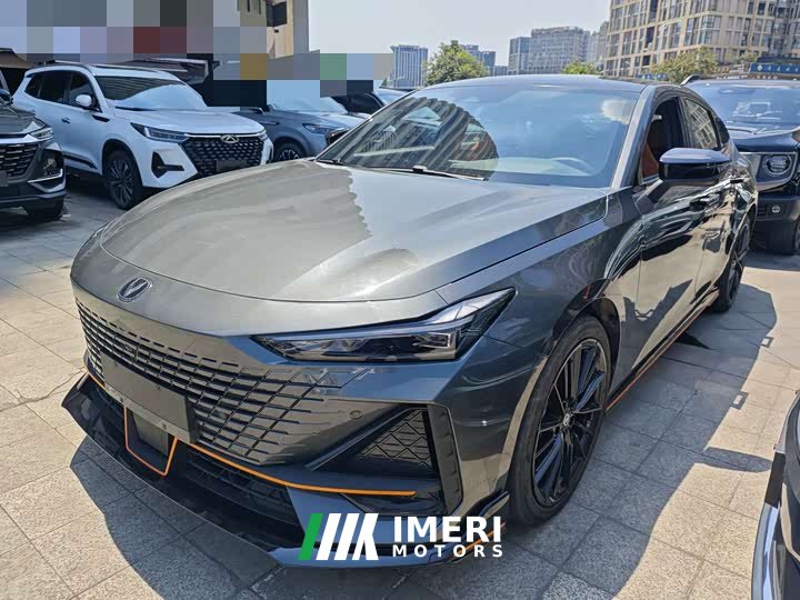Changan UNI-V 2022 1.5T sports version - автомобиль из Китая