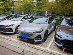 Changan UNI-V 2022 1.5T sports version - фото 1