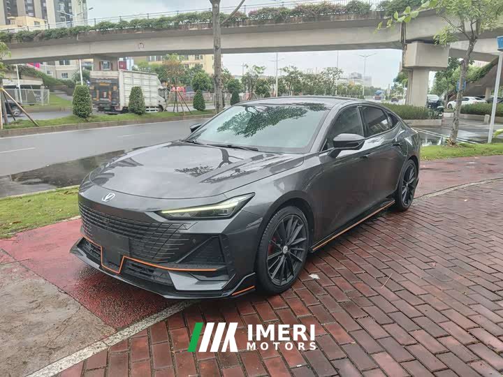 Changan UNI-V 2022 1.5T sports version - автомобиль из Китая