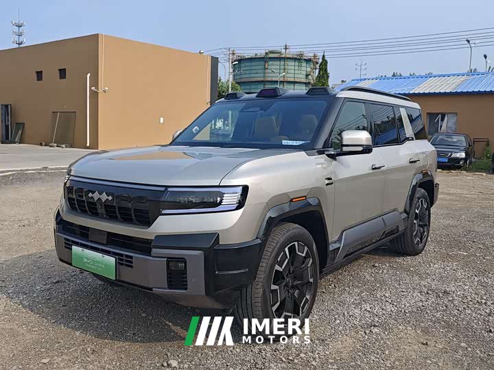 Fangchengbao Leopard 8 2025 Zhiyong flagship version 7 seats - автомобиль из Китая