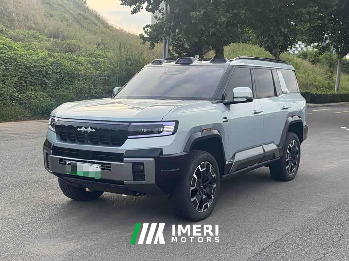 Fangchengbao Leopard 8 2025 Zhiyong flagship version 6 seats - автомобиль из Китая