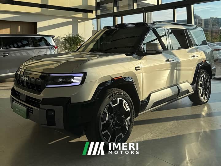 Fangchengbao Leopard 8 2025 Zhiyong flagship version 7 seats - автомобиль из Китая