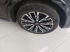 Hongqi HS5 2.0T AWD Qixiang Pro Edition - фото 14
