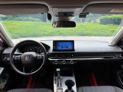 Honda Civic 240TURBO CVT Powerful Edition - фото 8