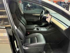 Tesla Model Y 2021 standard range rear-wheel drive version - фото 9