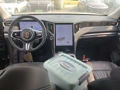 Hongqi HS7 PHEV 2.0T PHEV four-wheel drive Qichang version 7 seats - фото 10