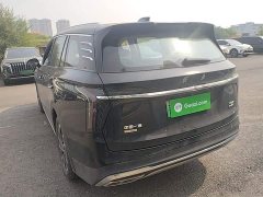 Hongqi HS7 PHEV 2.0T PHEV four-wheel drive Qichang version 7 seats - фото 5