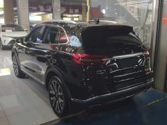 Hongqi HS5 2022 facelift 2.0T Zhilian Qixiang four-wheel drive version - фото 5