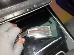 Hongqi HS5 2022 facelift 2.0T Zhilian Qixiang four-wheel drive version - фото 9