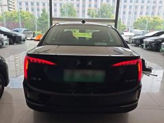 Hongqi E-QM5 2023 facelift basic travel version - фото 6
