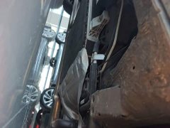 Hongqi HQ9 PHEV 2.0T four-wheel drive luxury version - фото 2