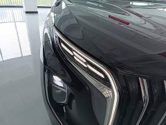 Hongqi HS7 PHEV 2.0T PHEV four-wheel drive Qichang version 6 seats - фото 13