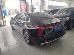 Hongqi H5 2025 2.0T automatic Qichang version - фото 9