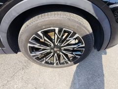 Hongqi HS5 2025 2.0T four-wheel drive Qixiang Pro version - фото 14