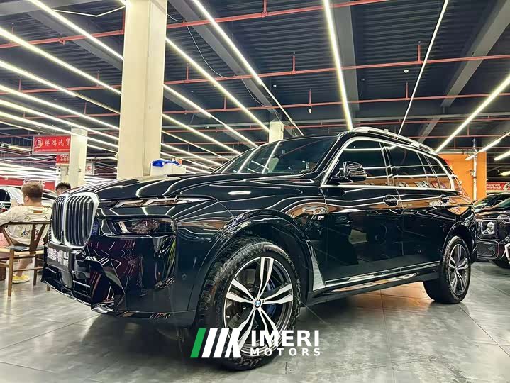 BMW X7 xDrive40i Luxury Excellence - автомобиль из Китая