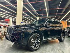 BMW X7 xDrive40i Luxury Excellence - фото 1